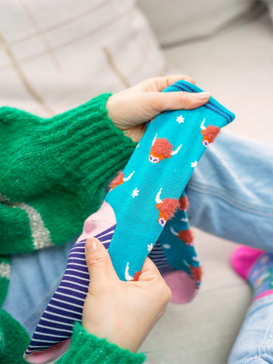 Highland-Cow-Floral-Fluffy-Bamboo-Socks-in-Teal