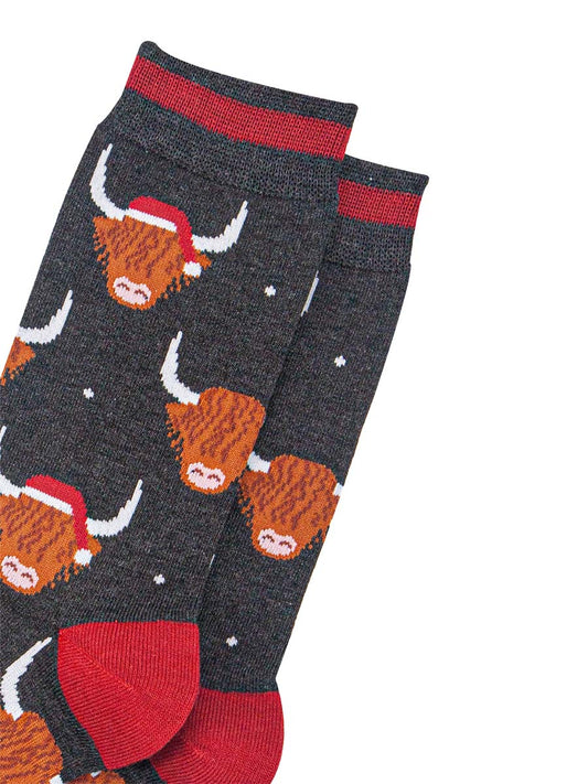 mens-bamboo-socks-black-marl-red-santa-highland-cow-close-up