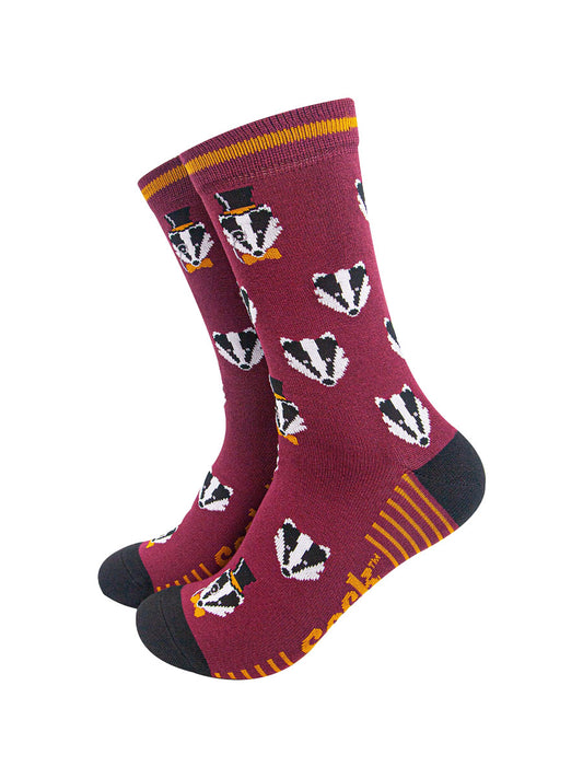 mens-bamboo-socks-burgundy-black-dapper-badger-woodland-animals