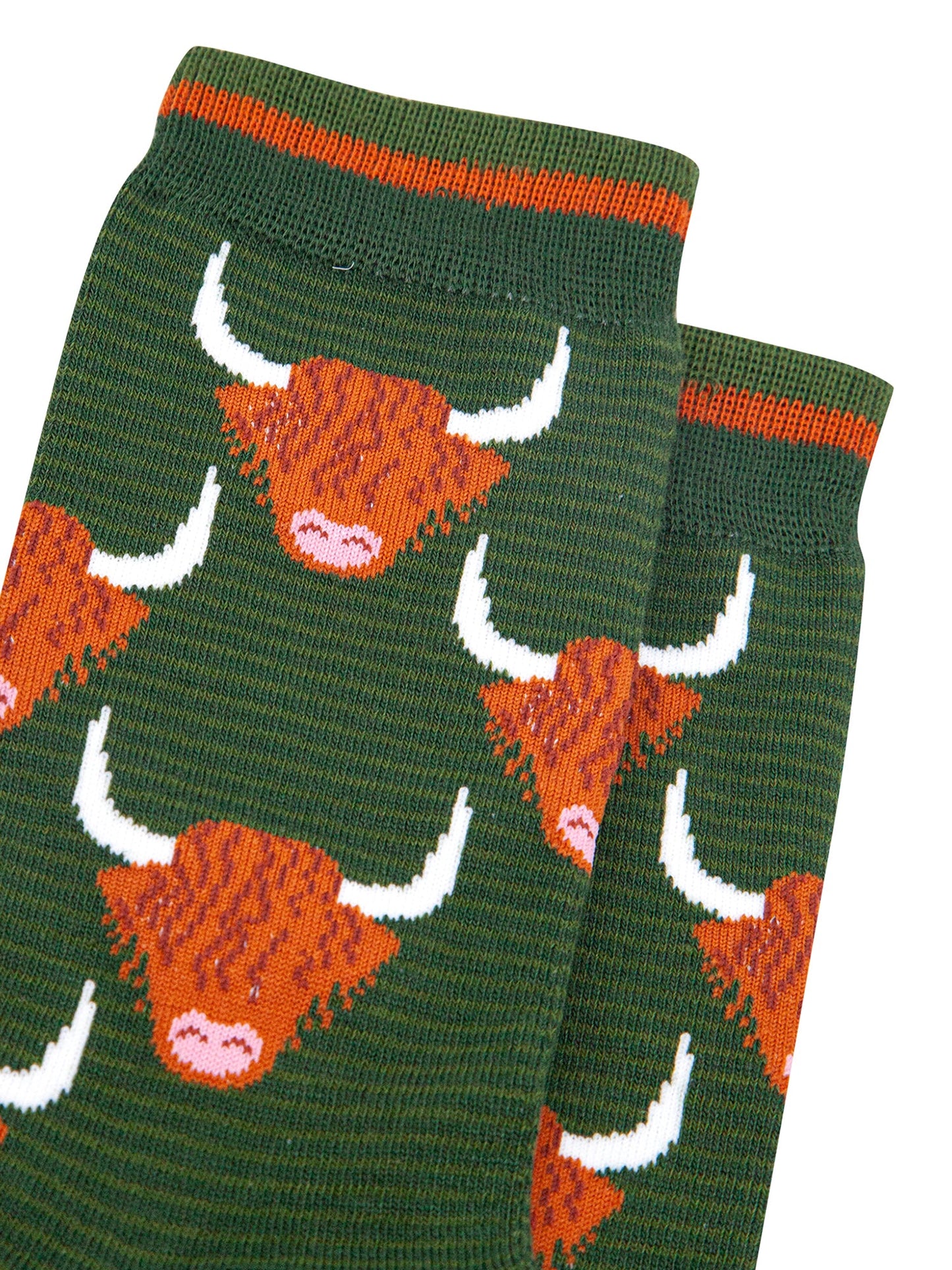 Highland-Cow-Bamboo-Socks-in-Forest-Green-Closeup
