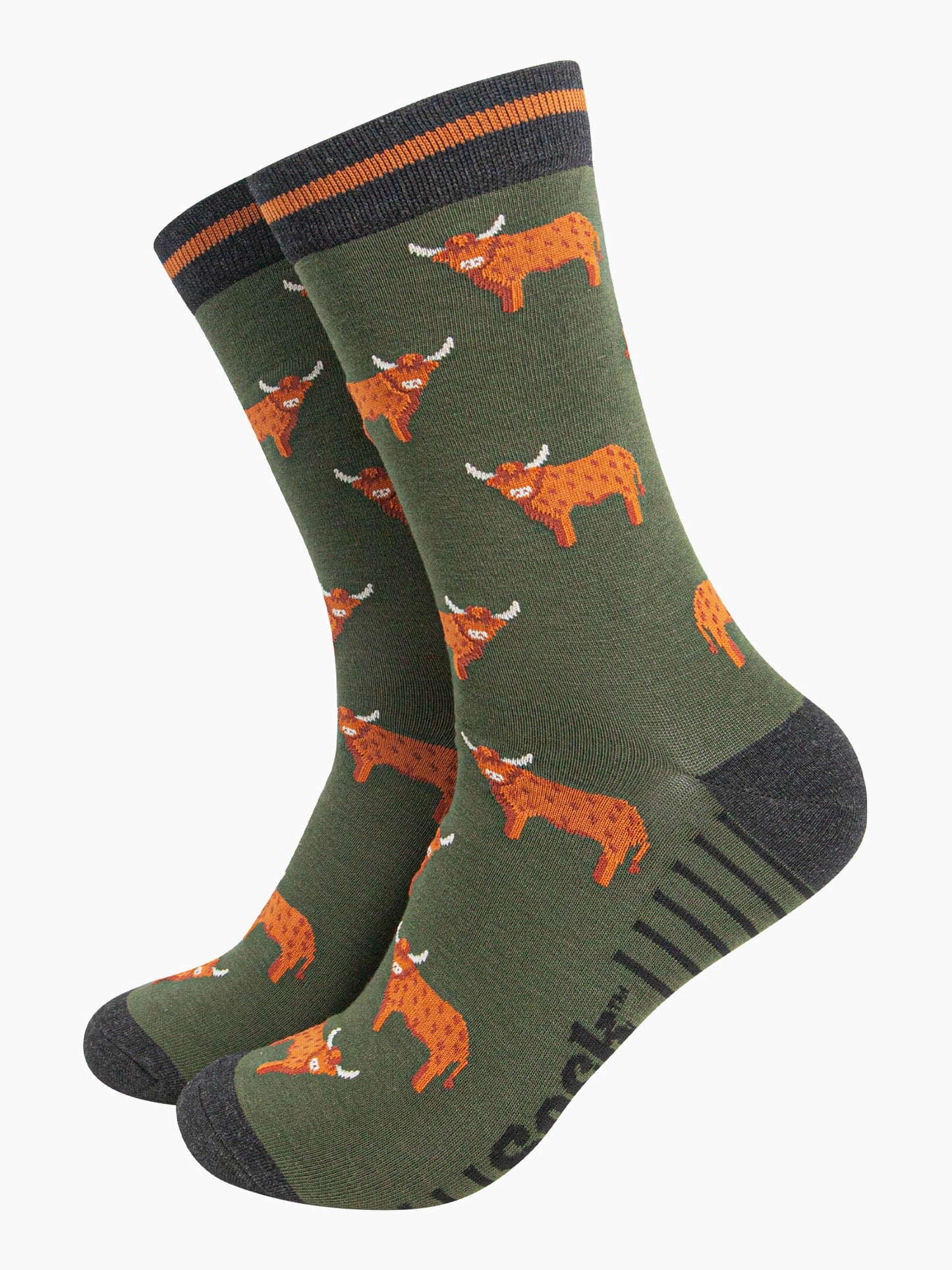 mens-bamboo-socks-khaki-highland-cow-standing-farm-animals