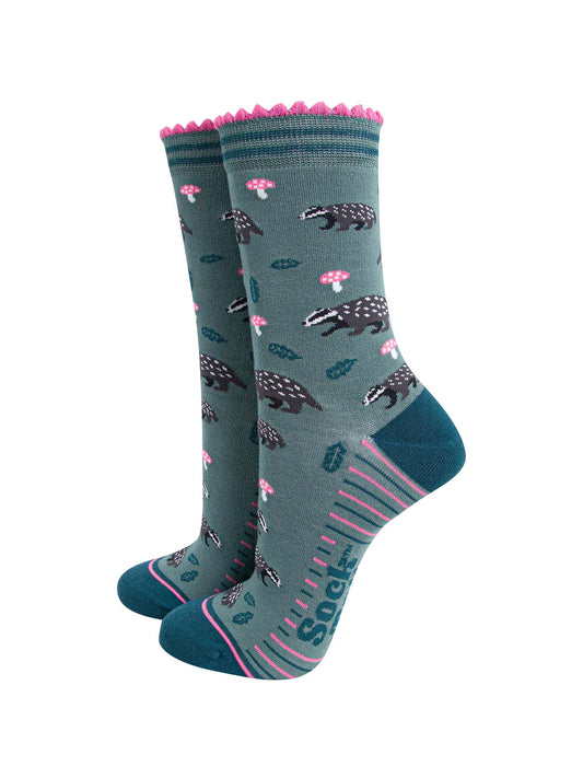womens-bamboo-socks-sage-forest-green-badgers-and-toadstools-woodland-animals