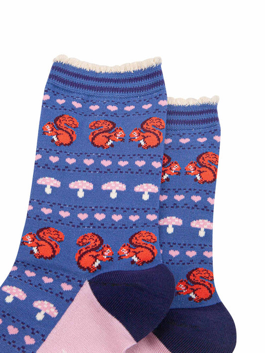 womens-bamboo-socks-denim-blue-navy-blue-squirrel-fair-isle-close-up