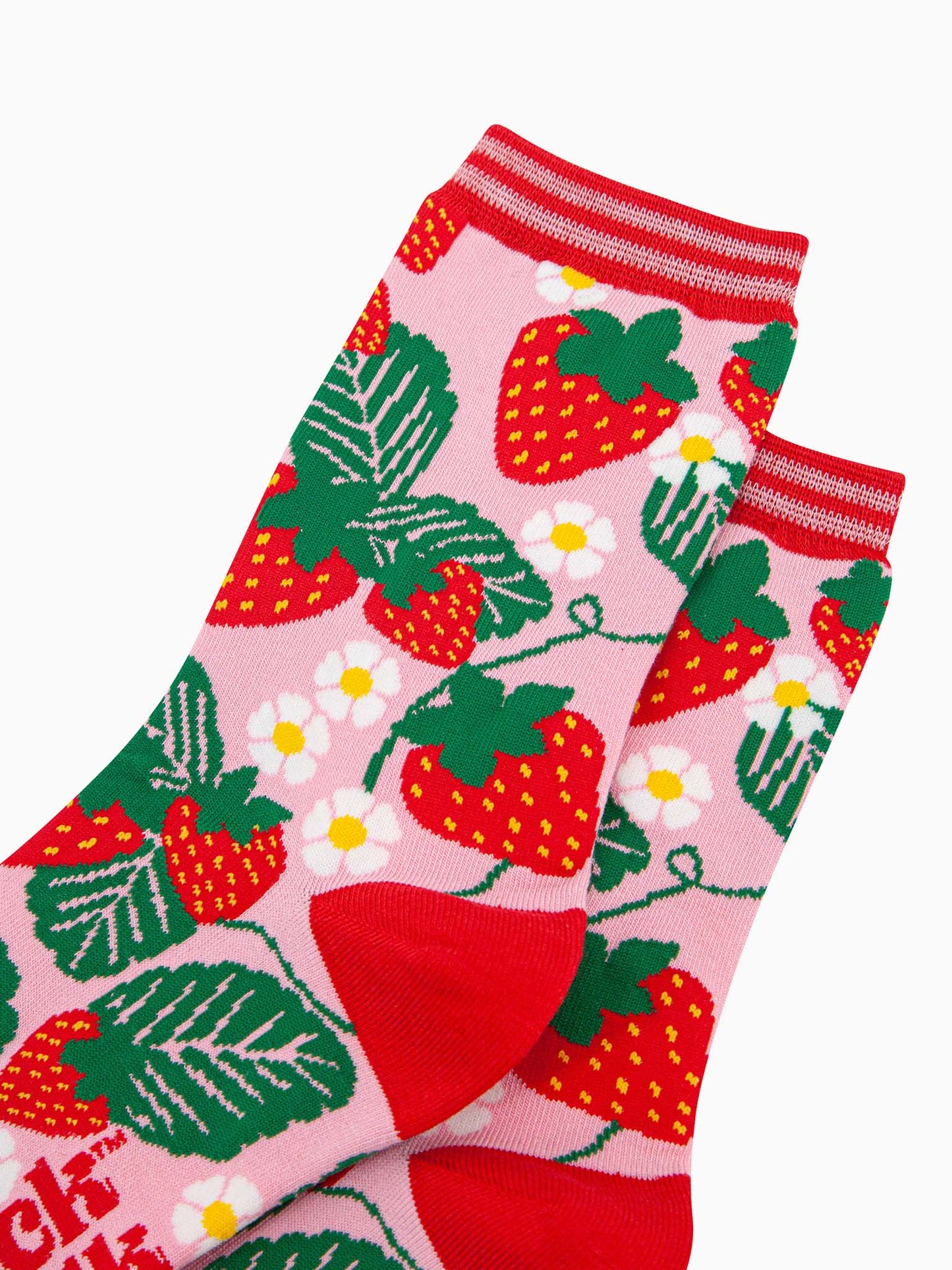 womens-bamboo-socks-pink-strawberries-close-up-pattern-red-summer-berries-white-flowers-laves-strawberry-plants