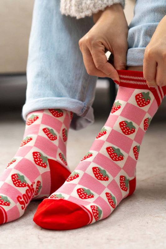 checkered-strawberry-print-bamboo-socks-in-red-and-pink