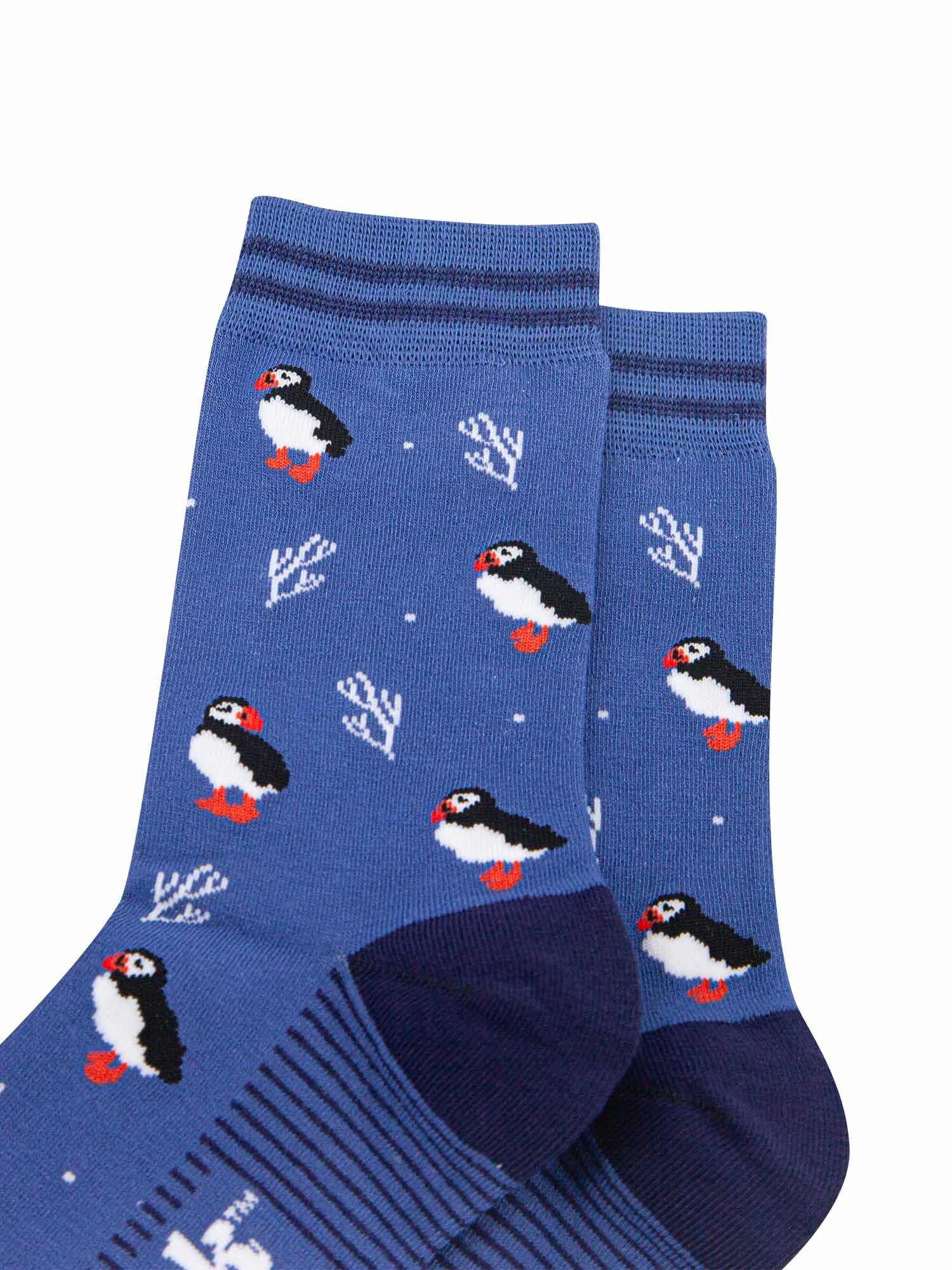 womens-bamboo-socks-denim-blue-navy-blue-puffins-and-coral-close-up