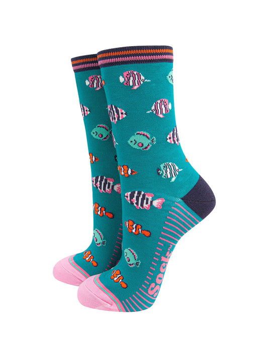 womens-bamboo-socks-aqua-tropical-fish-turquise-blue-socks-with-many-multicoloured-swimming-tropical-fish