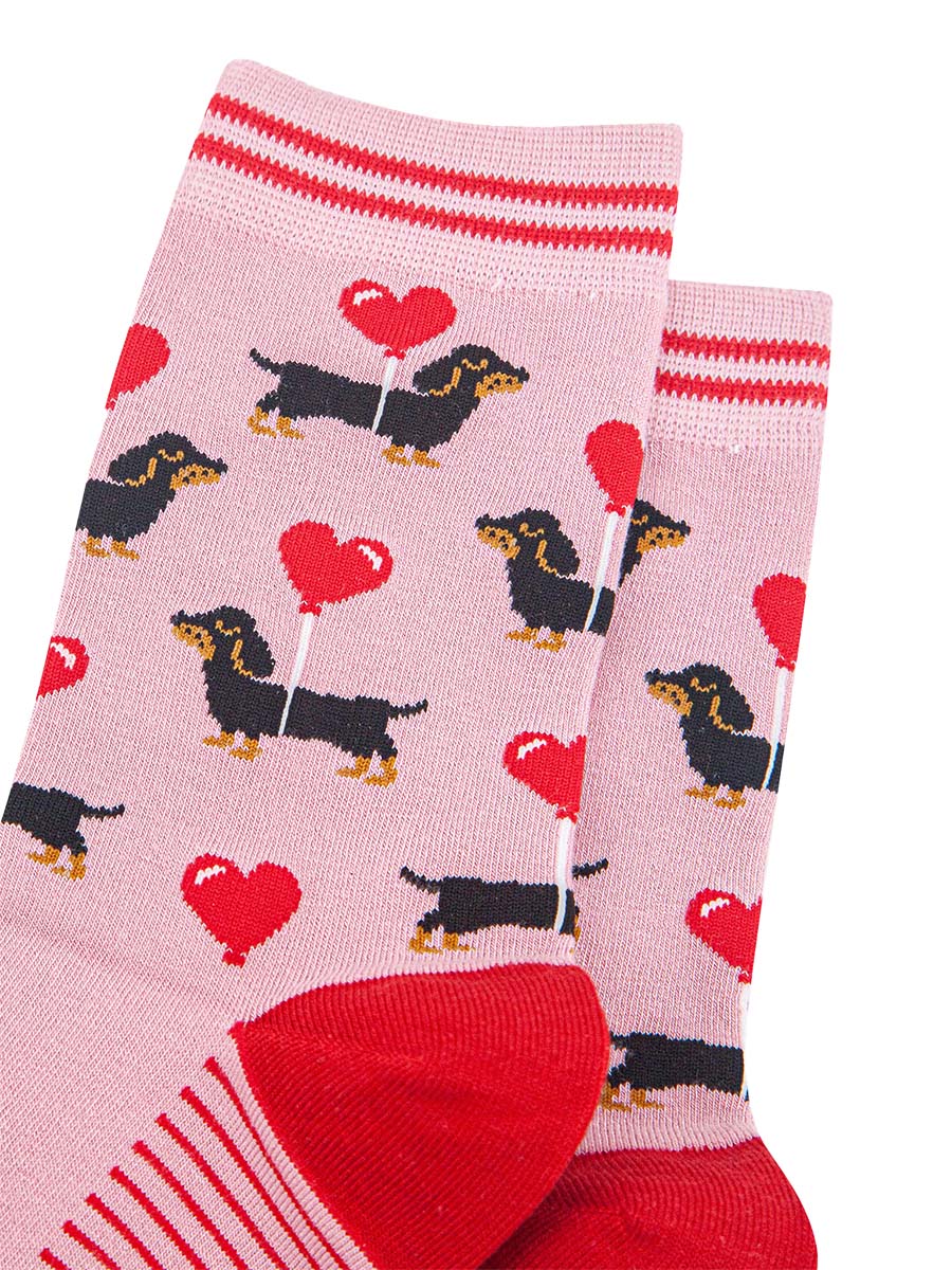 womens-bamboo-socks-light-pink-red-sausage-dogs-close-up-pattern