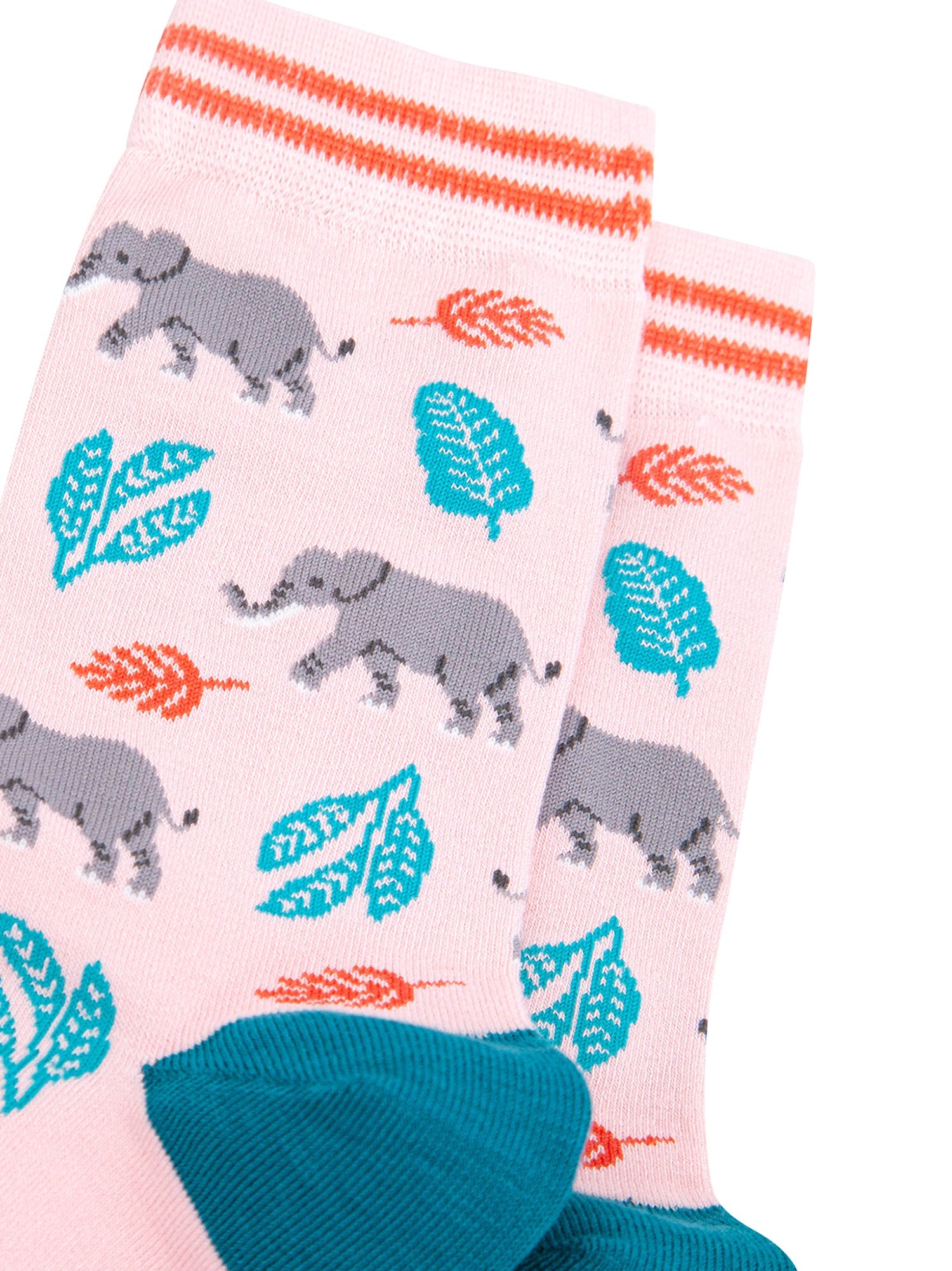 Elephants-Bamboo-Socks-in-Pink-Close-Up