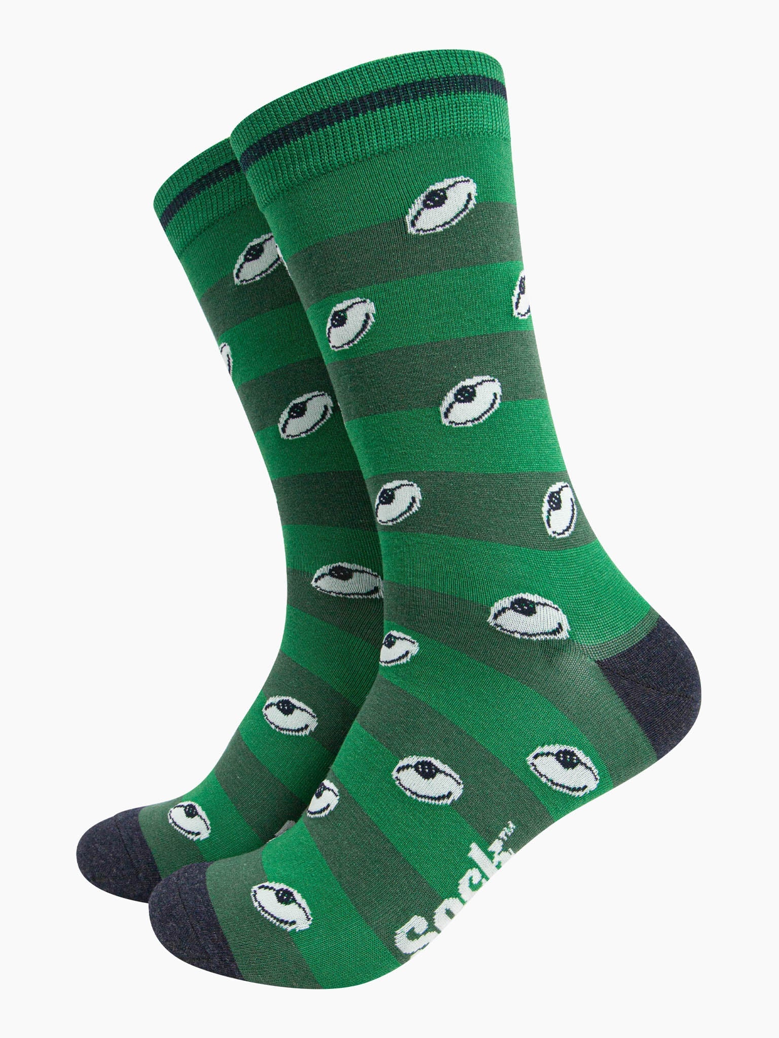 mens-bamboo-socks-green-rugby-ball-stripe-pattern-striped-like-pitch-white-rugby-balls