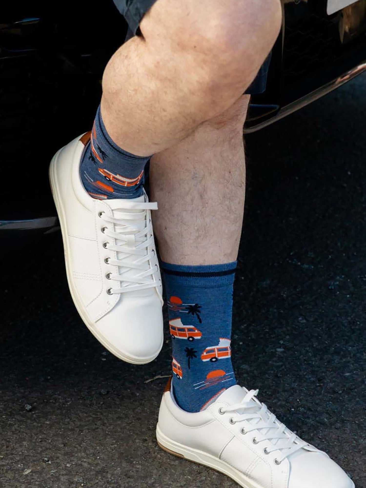 campervan-and-palm-tree-print-bamoo-socks-in-blue-and-orange