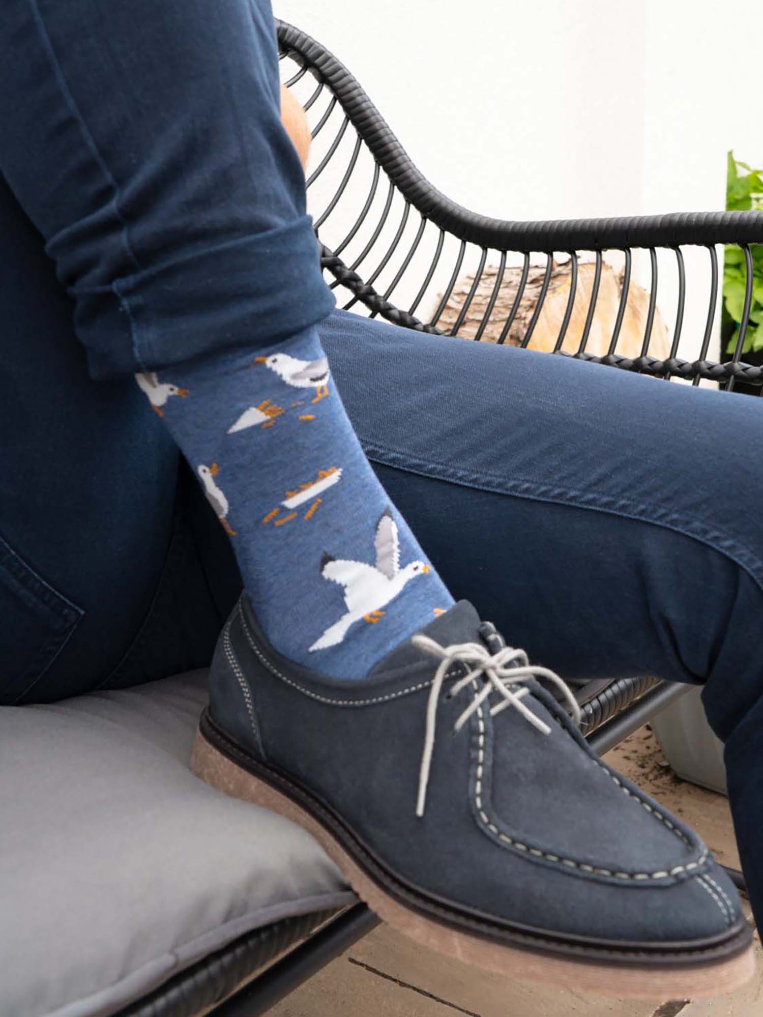 seagull-print-bamboo-socks-in-blue