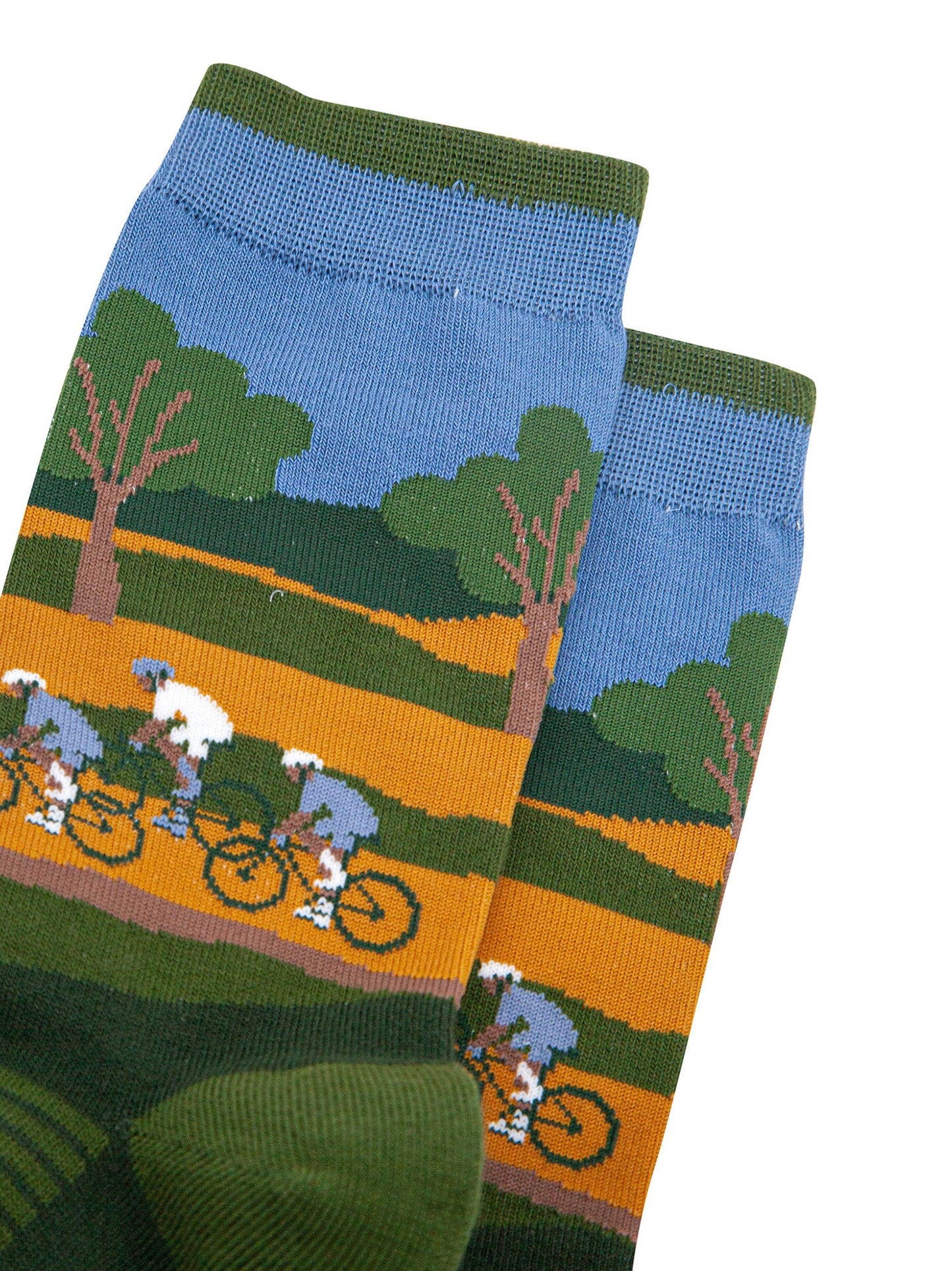 Summer-Cycling-Bamboo-Socks-in-Green-Closeup