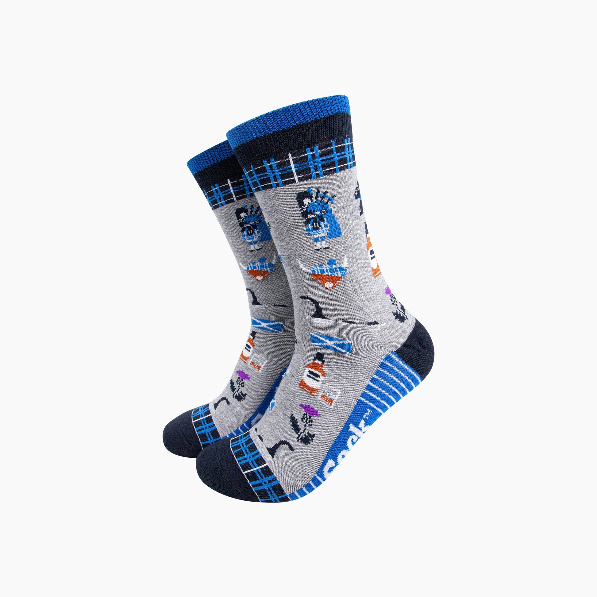 Scotland-Landmarks-Bamboo-Socks-in-Light-Grey-Mannequin