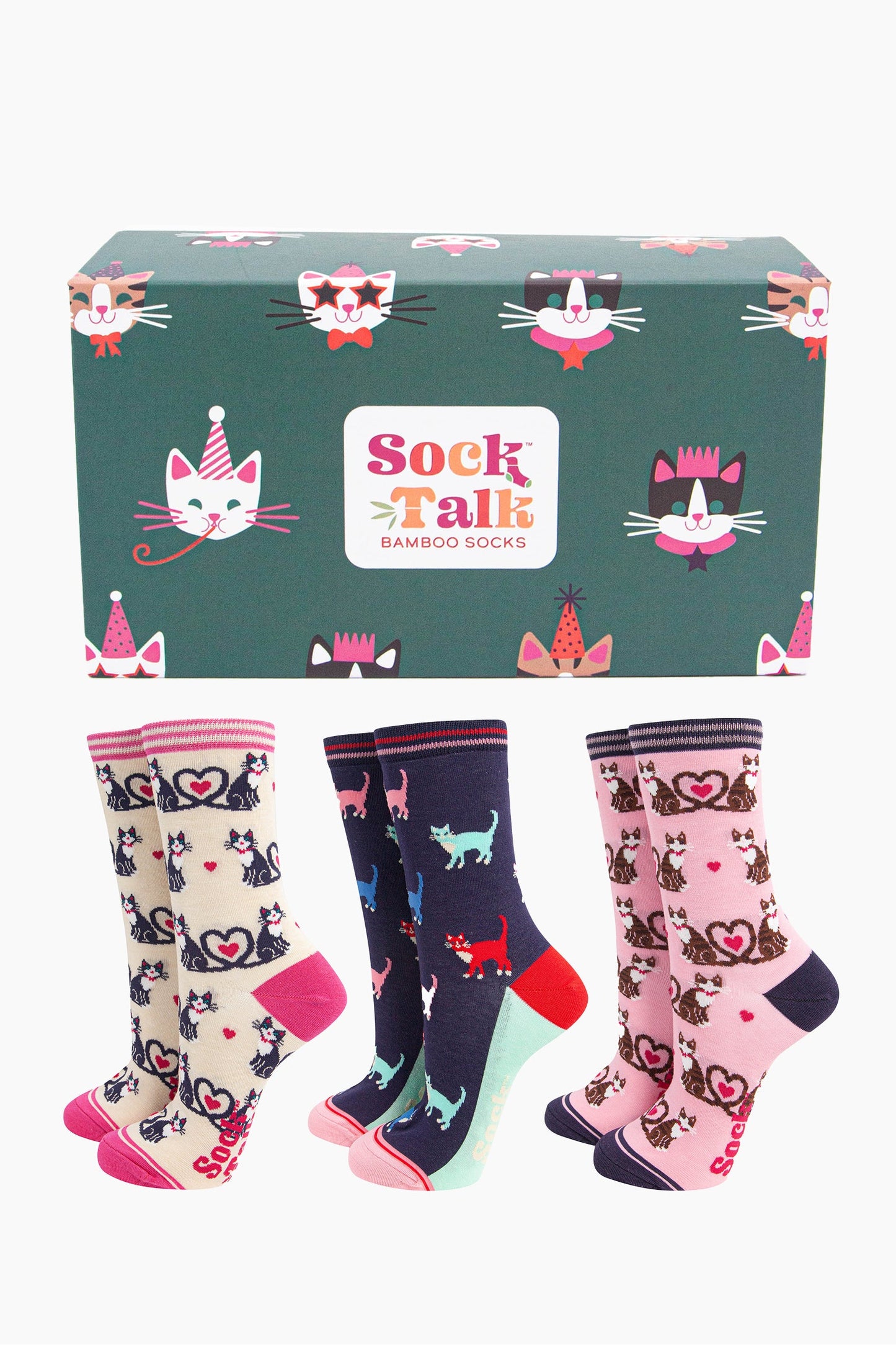 womens-bamboo-socks-gift-box-love-heart-cats-three-pairs-ankle-socks