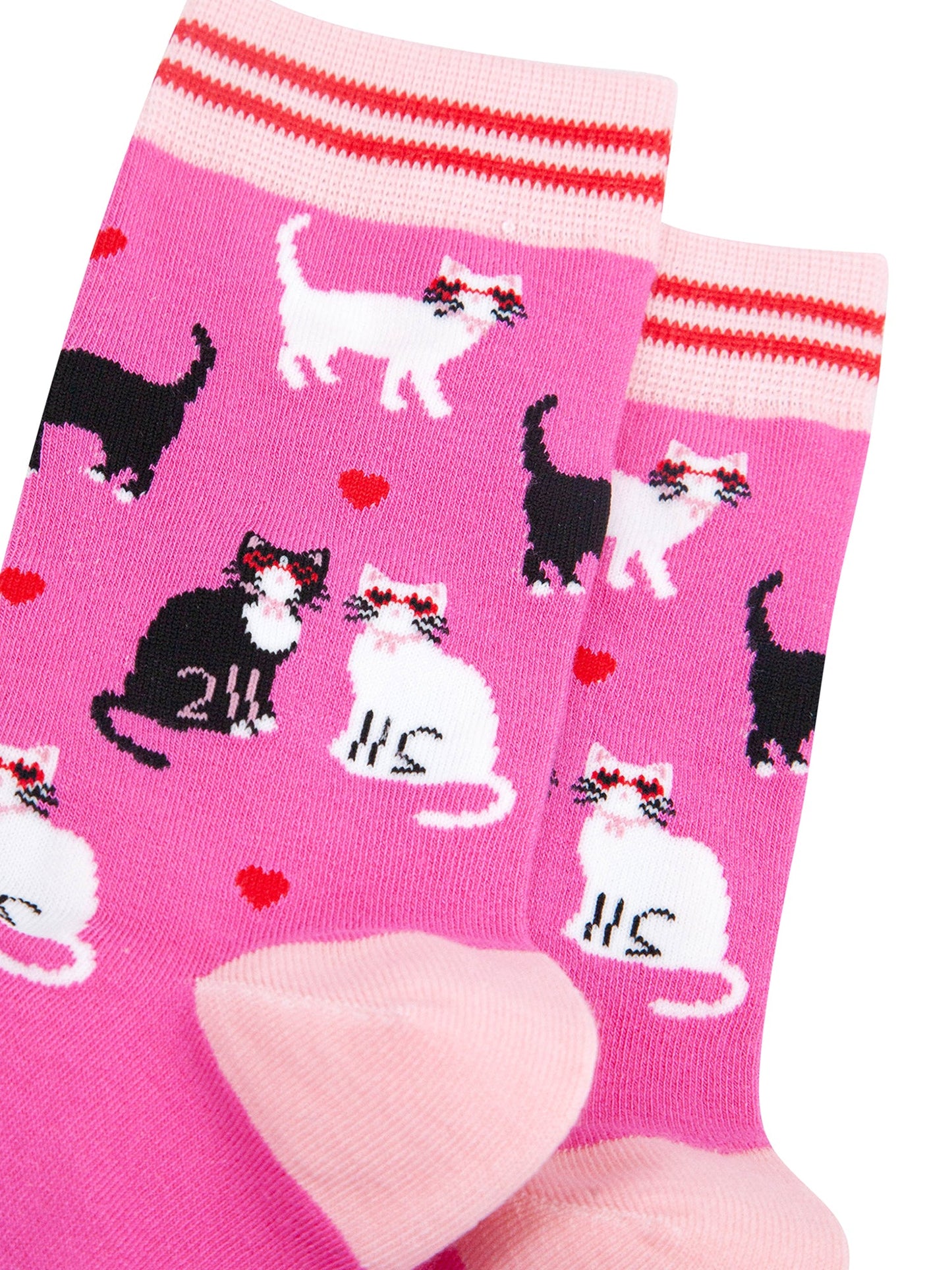 Cats-in-Love-Bamboo-Socks-in-Hot-Pink-Close-Up