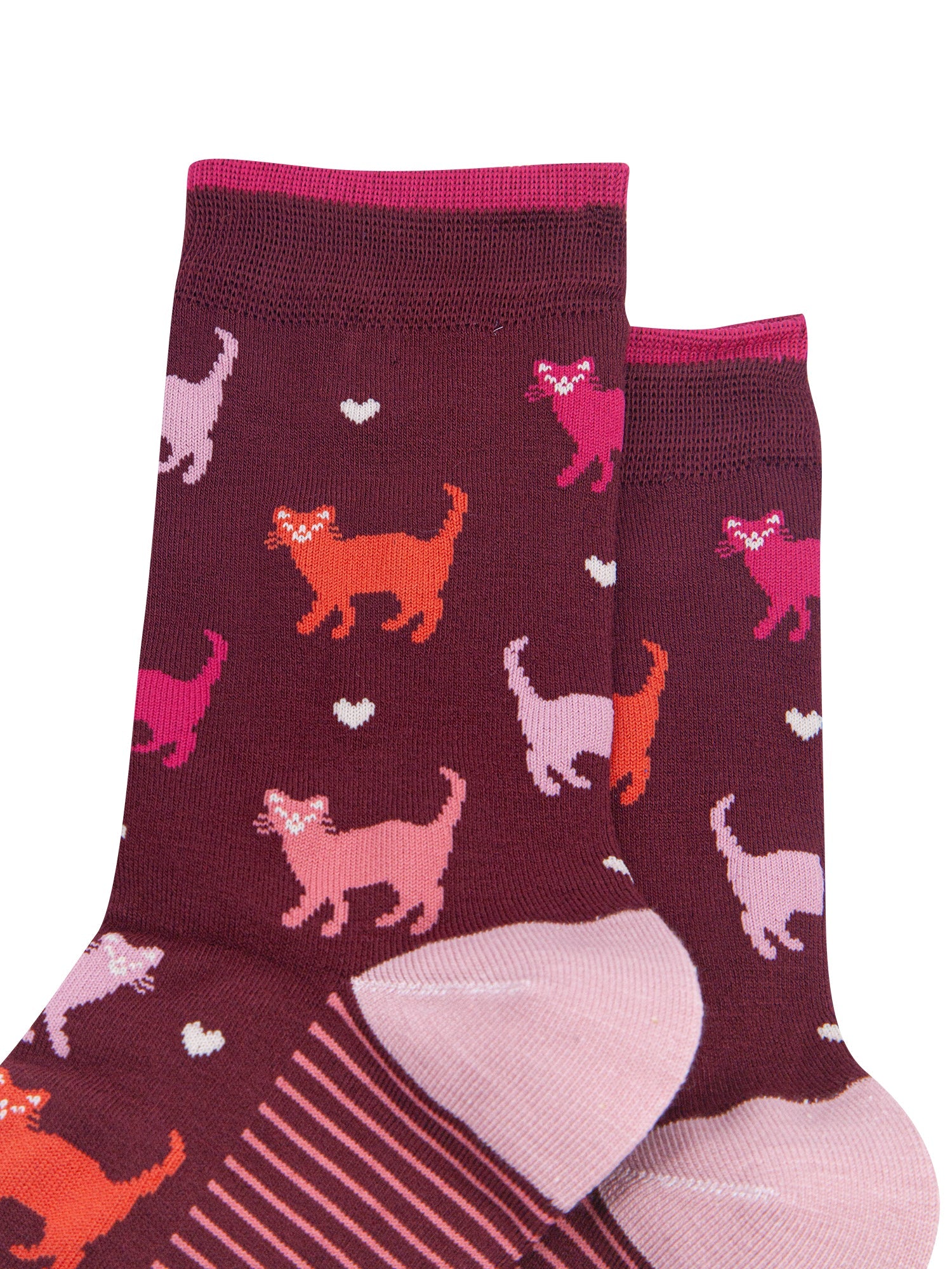 Multi-Cat-Women's-Bamboo-Socks-in-Burgundy-Close-Up
