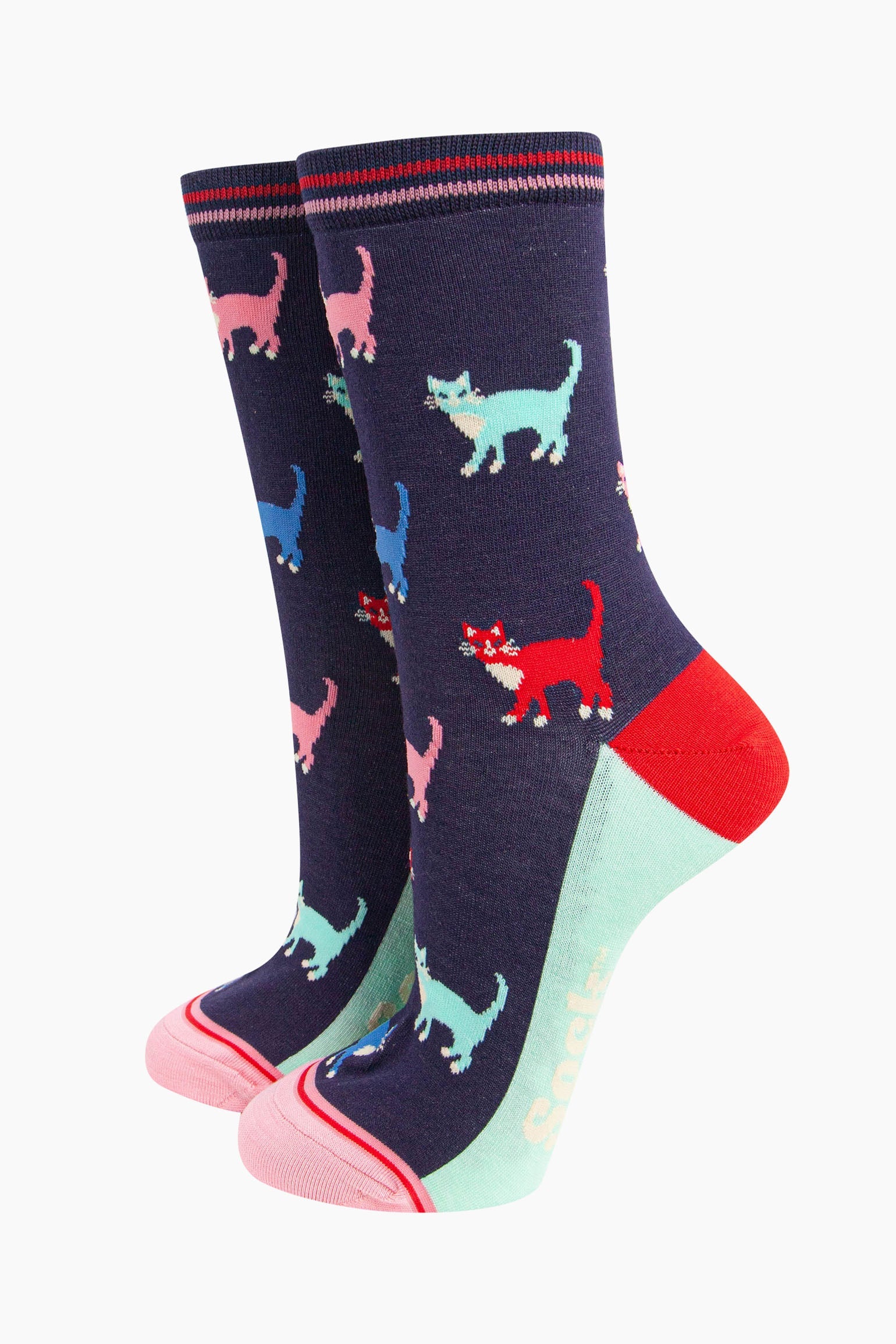 womens-bamboo-socks-navy-multi-cats-colourful-pattern-animals