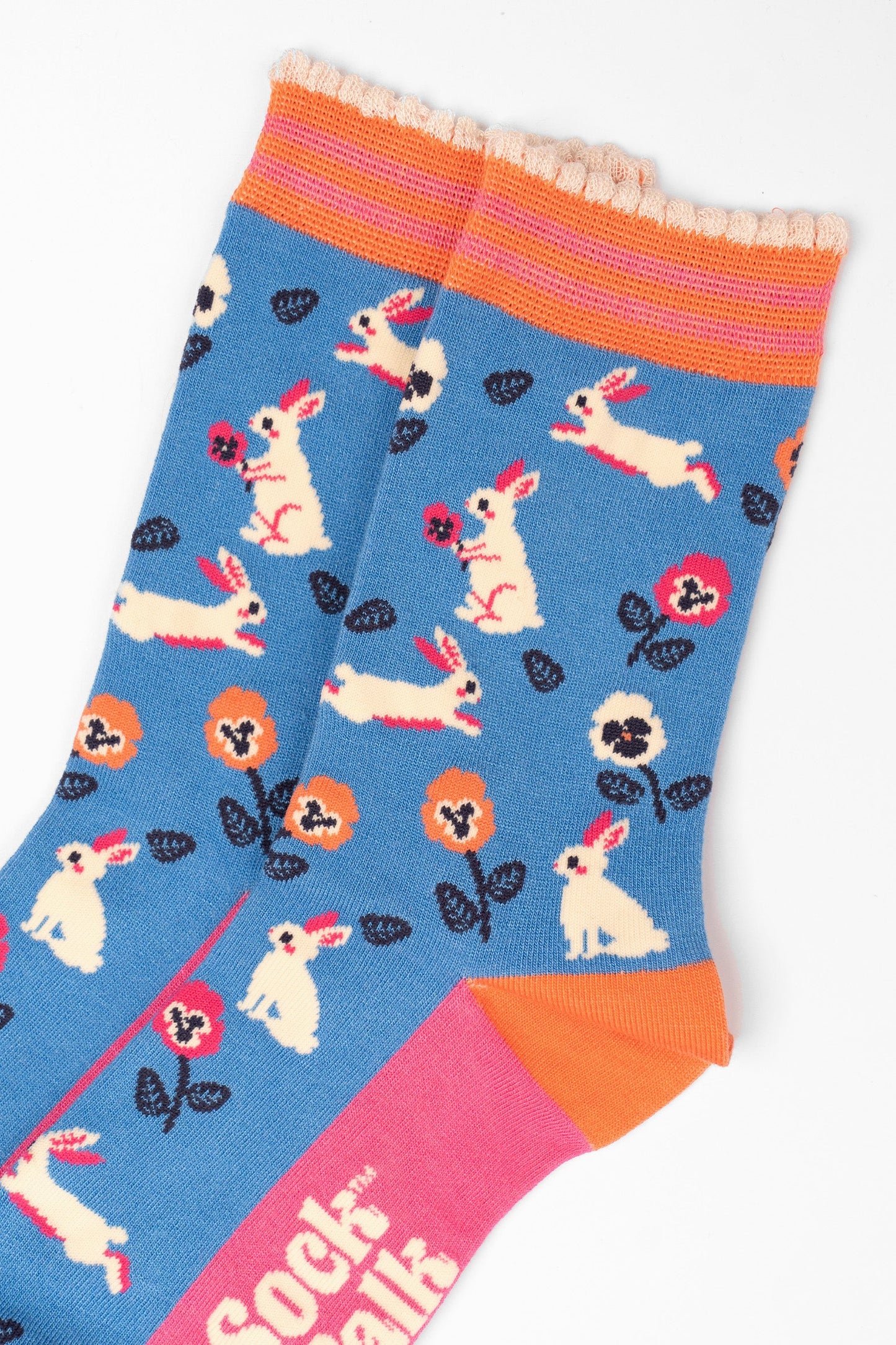 womens-bamboo-socks-blue-rabbit-and-flowers-close-up