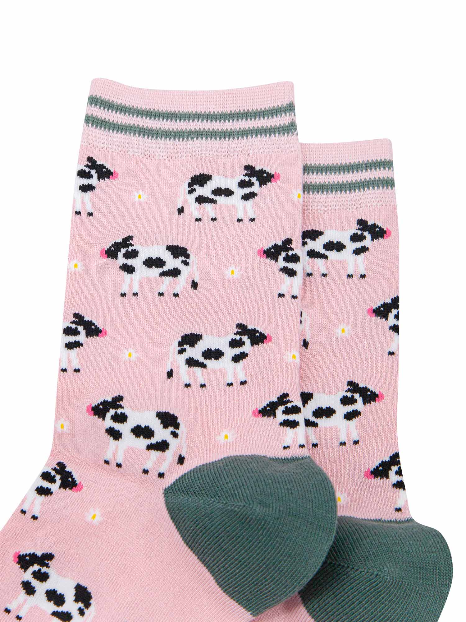 womens-bamboo-socks-light-pink-green-spring-cow-close-up