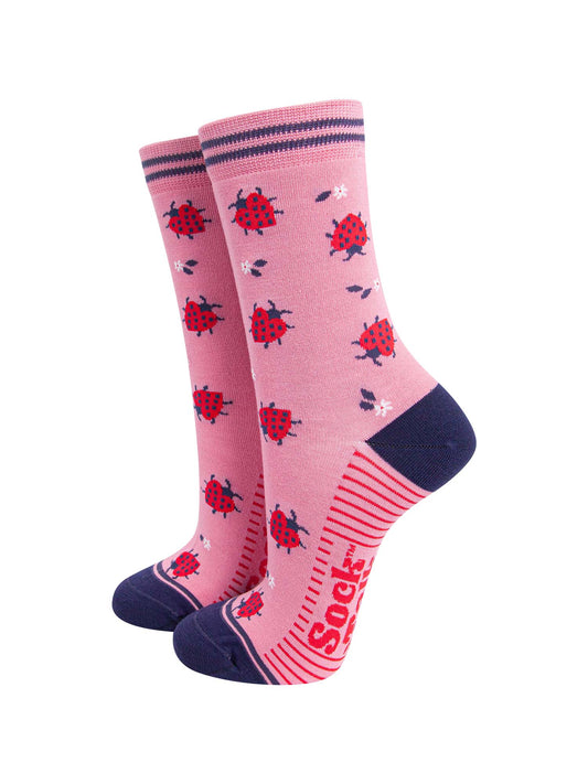 womens-bamboo-socks-pink-ladybird-pattern-red-love-heart-shaped-ladybirds-small-white-flowers