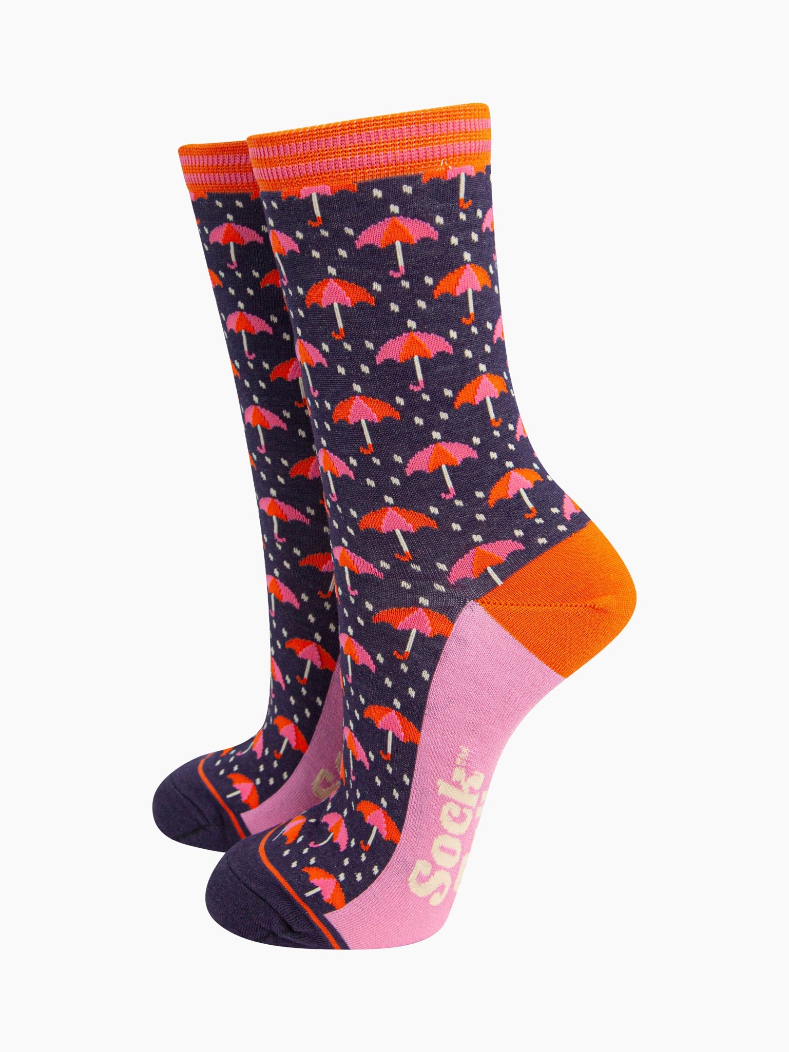 womens-bamboo-socks-navy-umbrellas-and-raindrops-repeating-pattern-orange-pink-umbrella-heavy-rain