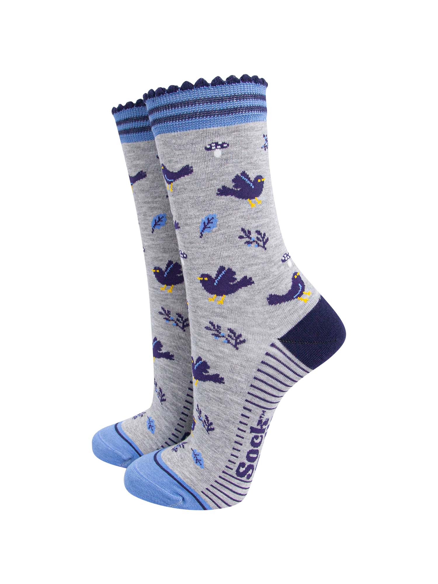womens-bamboo-socks-light-grey-denim-blue-blackbirds-garden-birds