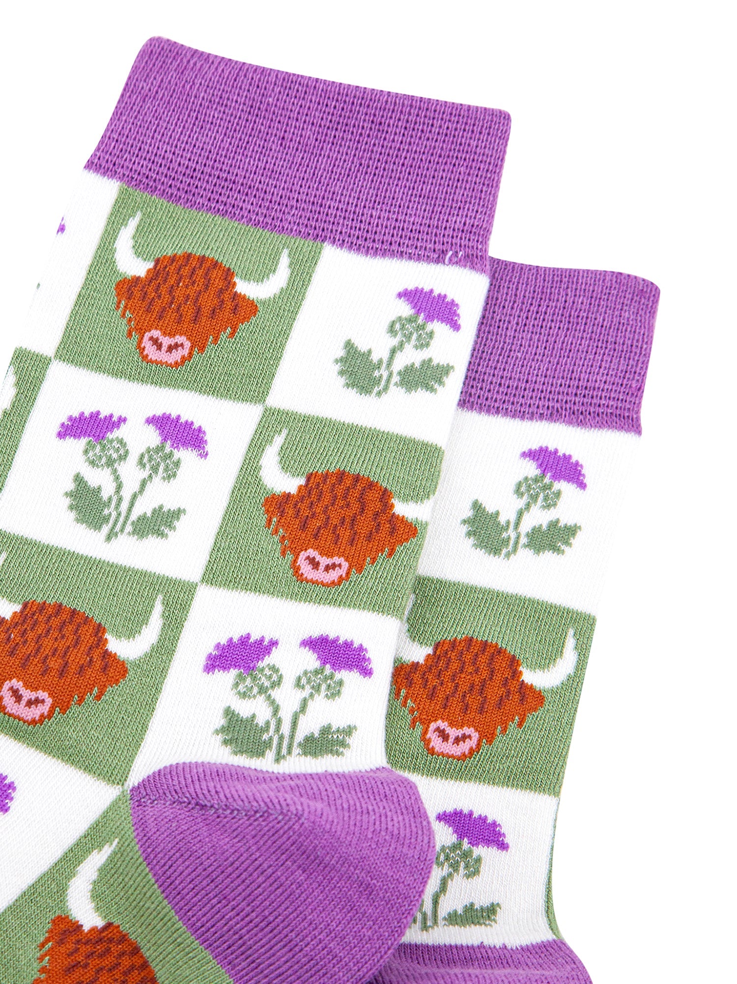 Highland-Cow-Thistle-Checkerboard-Bamboo-Socks-in-Green-Close-Up