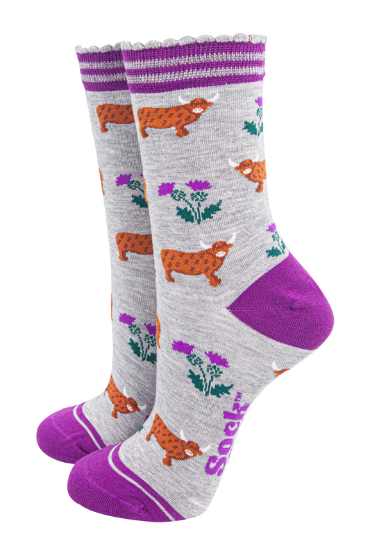 womens-bamboo-socks-light-grey-purple-highland-cow-thistles-scottish