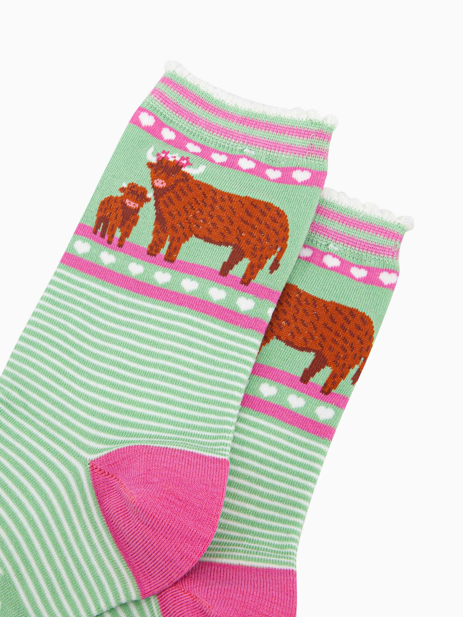 womens-bamboo-socks-green-highland-cow-and-calf-close-up-stripes-farm-animals