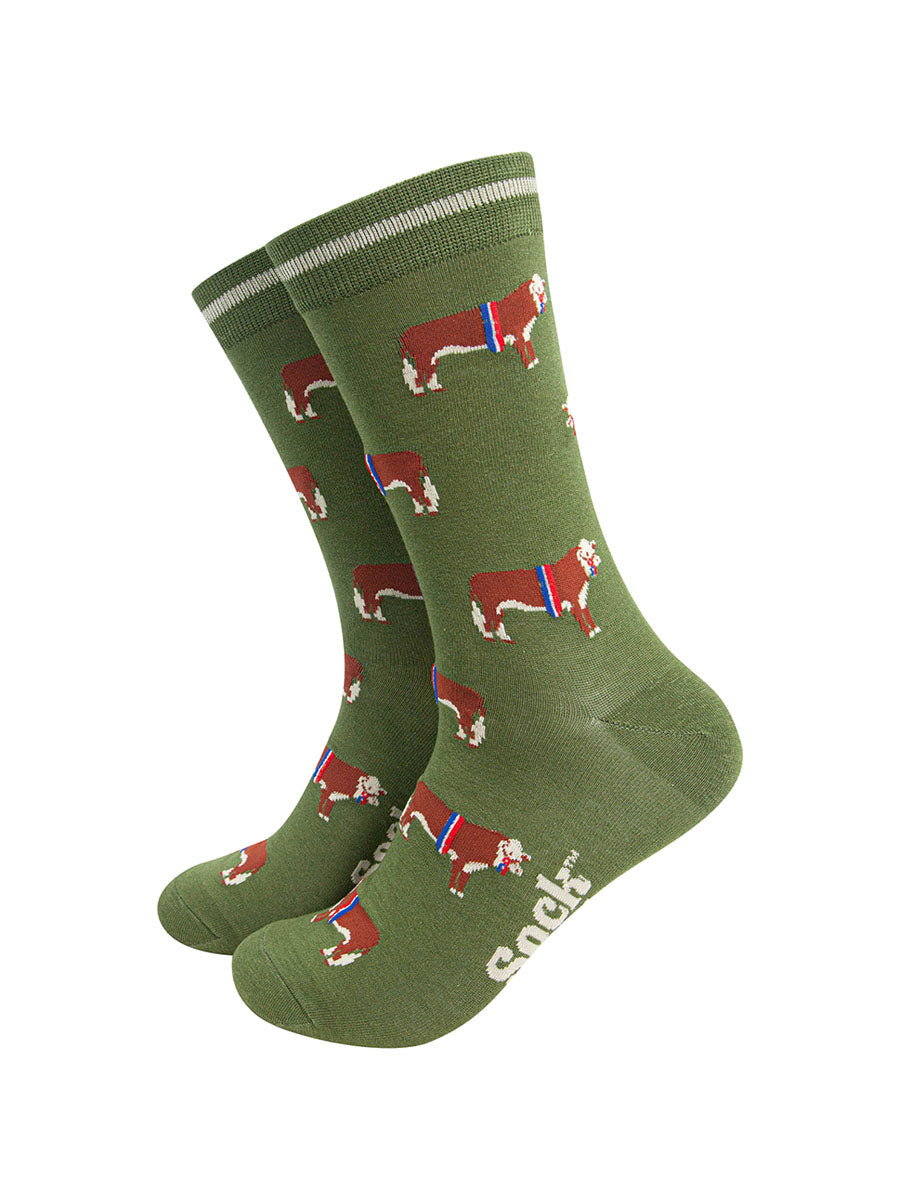 mens-bamboo-socks-green-prize-hereford-bull-farming-cows-green-midcalf