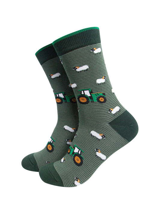 Sheep-&-Tractor-Men's-Bamboo-Socks-in-Green-On-Mannequin