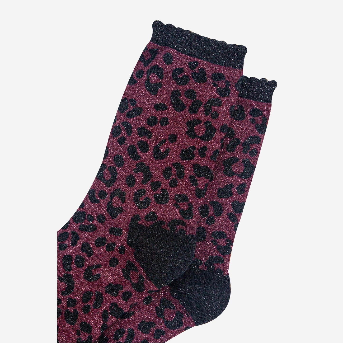 womens-berry-leopard-print-glitter-socks-close-up