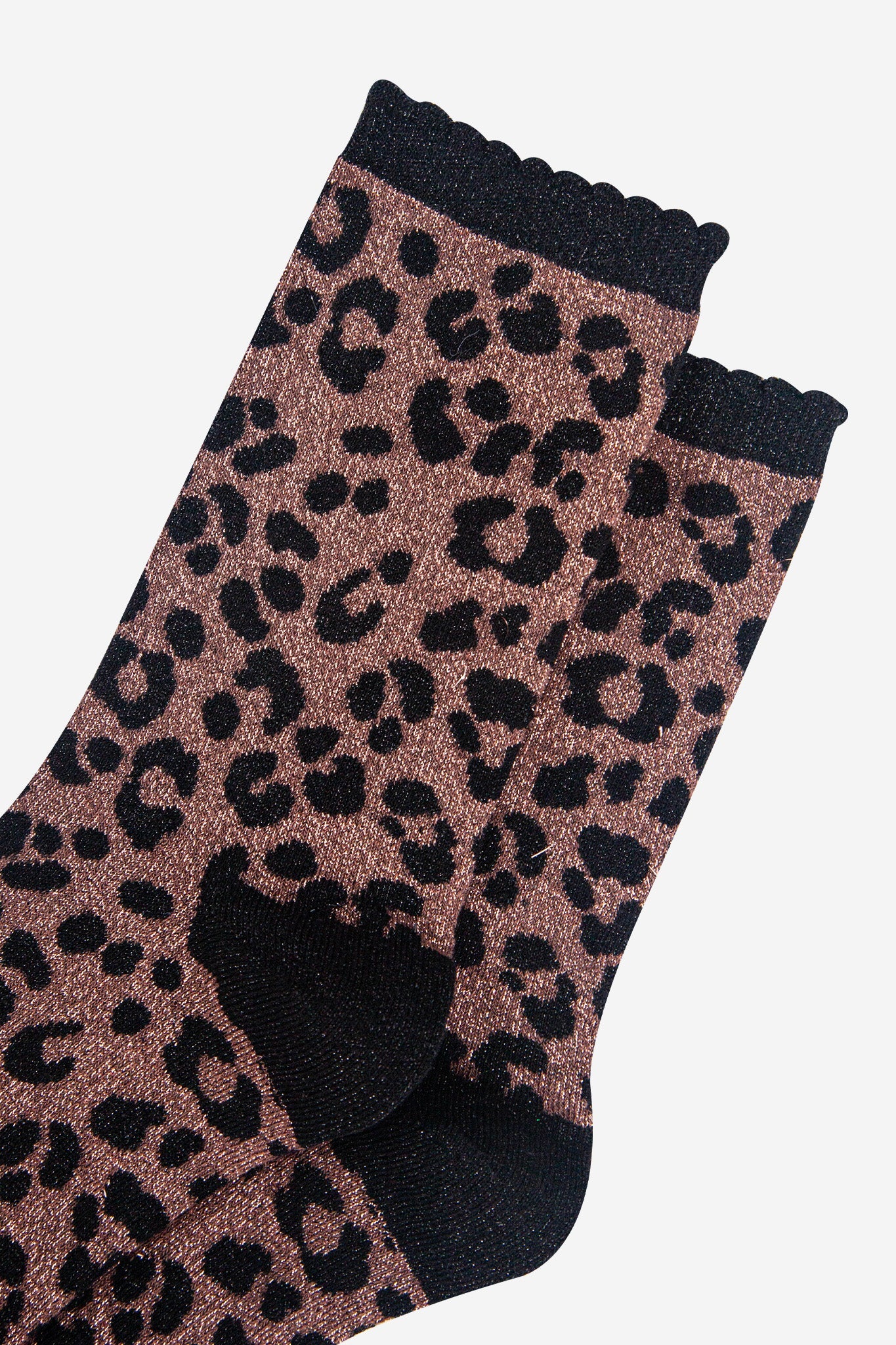 womens-chocolate-leopard-print-glitter-socks-close-up