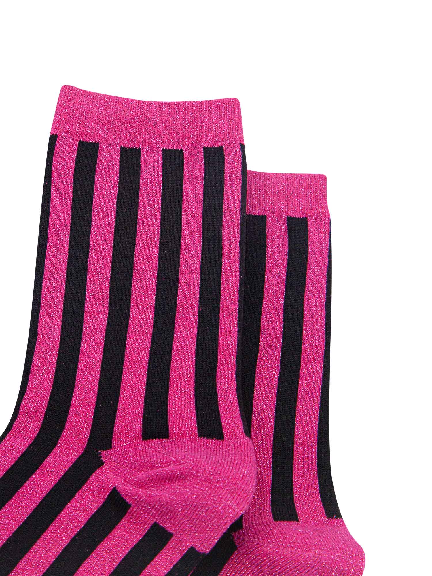 womens-berry-vertical-stripe-glitter-socks-close-up