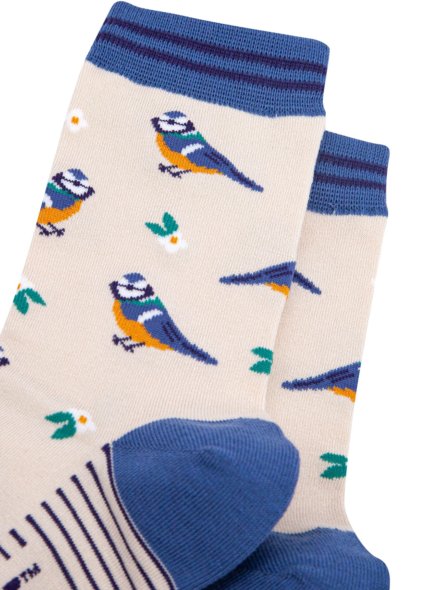 Blue-Tits-Floral-Bamboo-Socks-in-Cream-Closeup
