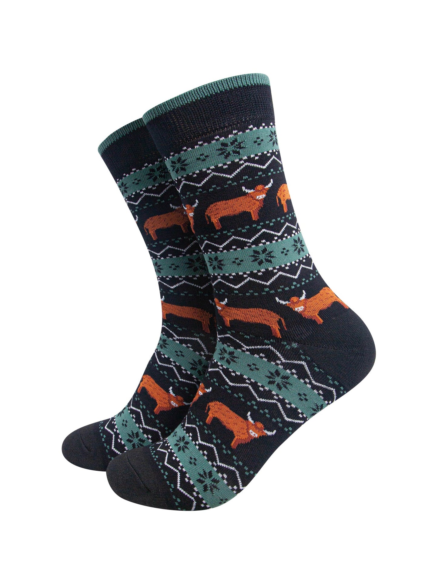 Highland-Cow-Fair-Isle-Men's-Bamboo-Socks-in-Black/Green-On-Mannequin