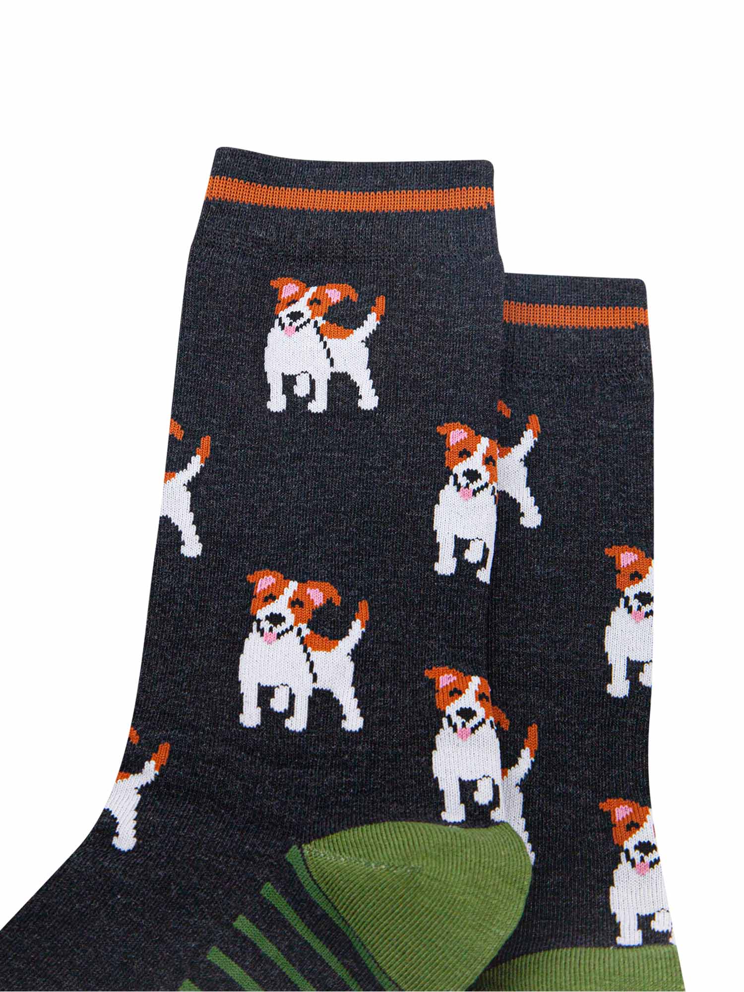 mens-bamboo-socks-black-jack-russell-close-up-white-orange-jack-russell-terrier-dogs-repeat-pattern