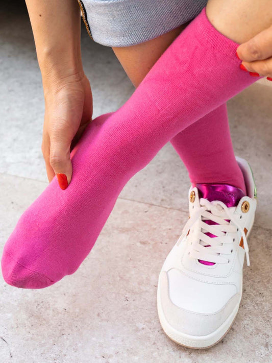 hot-pink-bamboo-socks