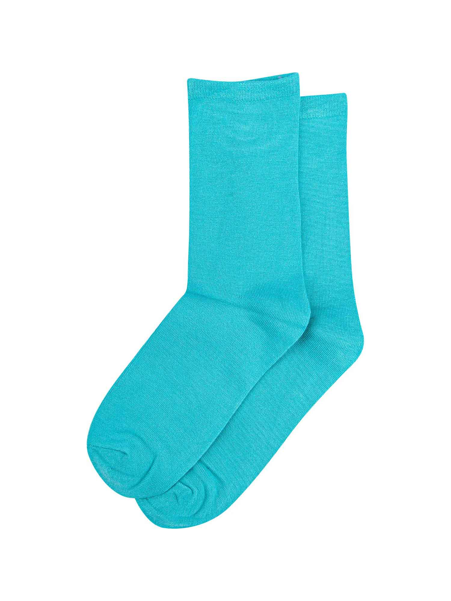 turquoise bamboo ankle socks laying flat, showing the all over plain colour