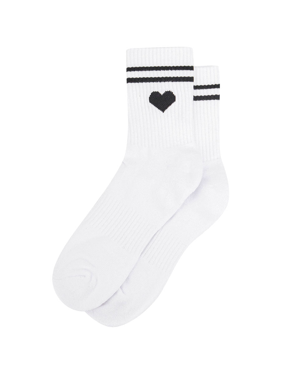 womens-sporty-socks-white-heart-laying-flat