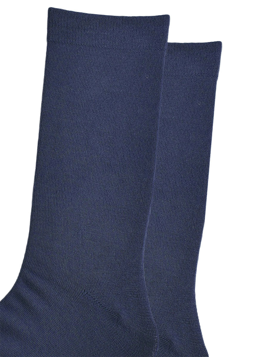 close up of the plain navy blue bamboo socks