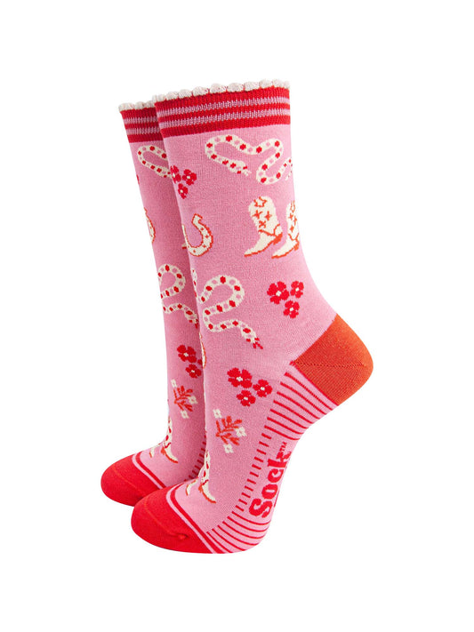 womens-bamboo-socks-pink-western-cowgirl-snakes-pattern-rattle-snakes-cowboy-boots-desets-flowers