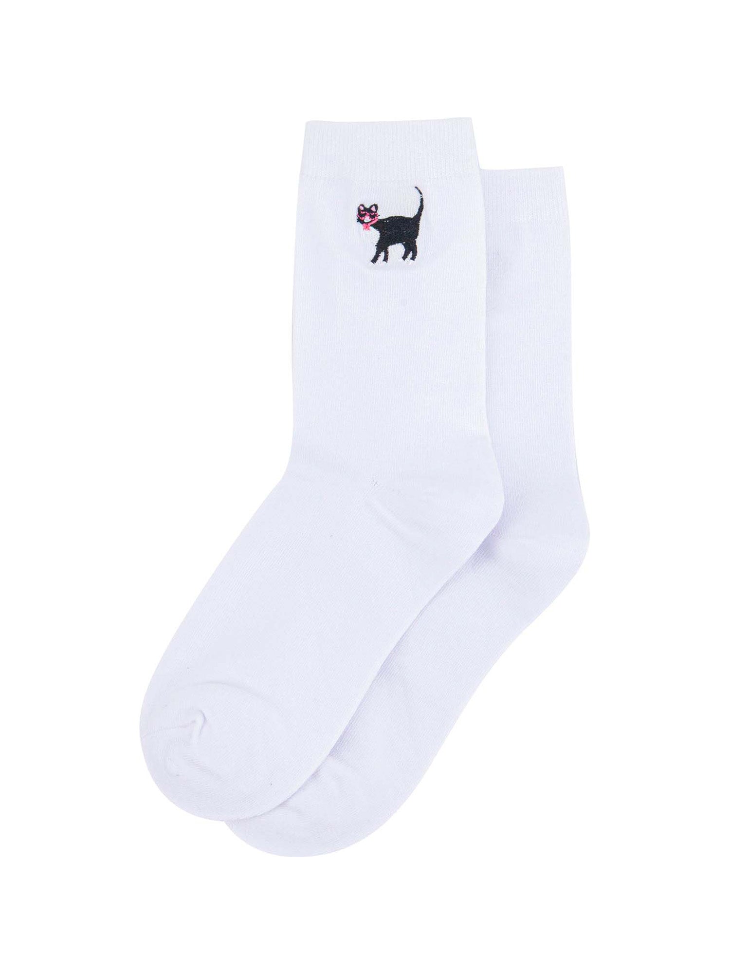 womens-embroidered-socks-white-cat-laying-flat-cat-is-on-the-ankle