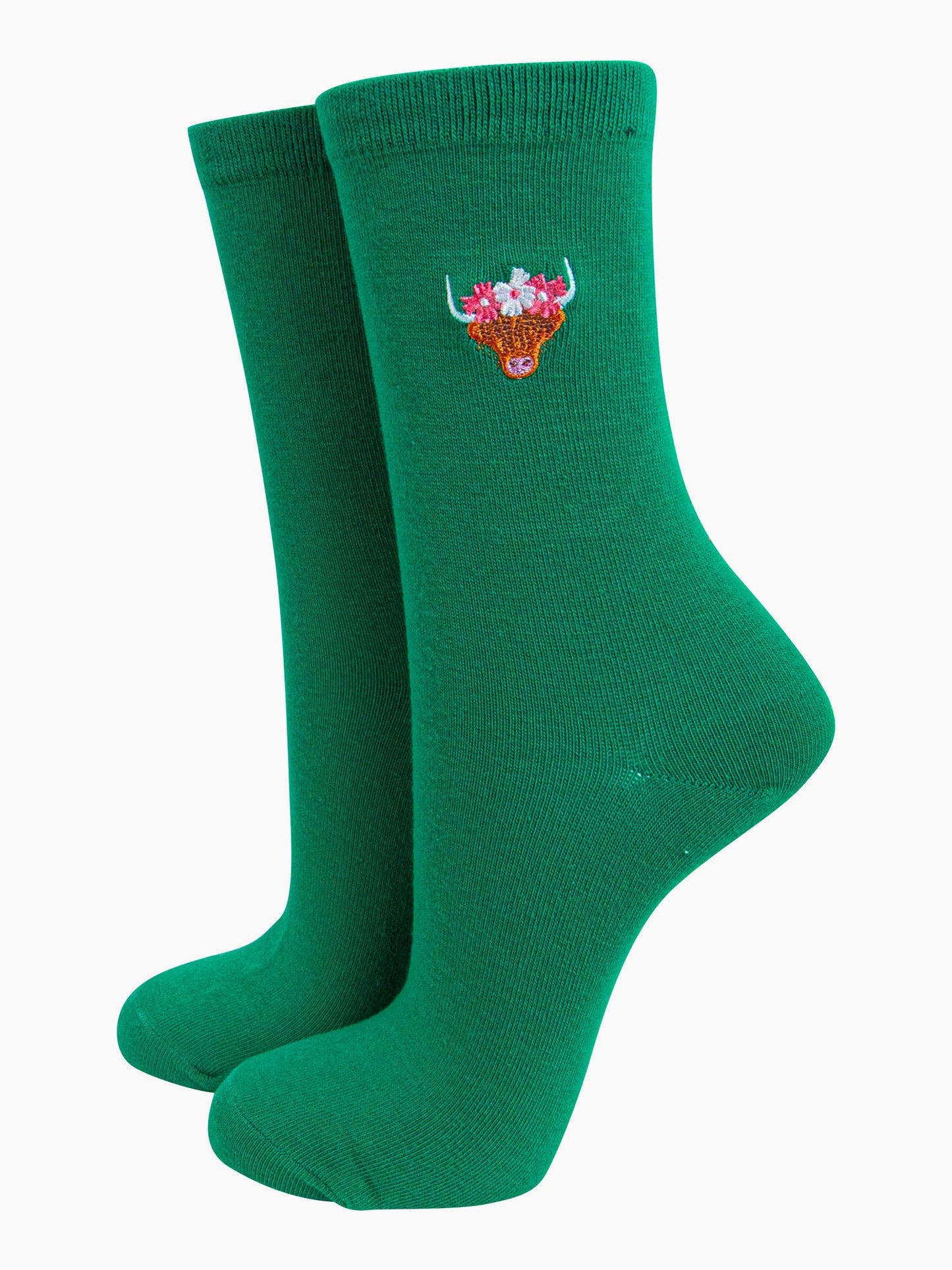 womens-embroidered-socks-green-highland-cow-stitched-face-of-highland-cow-wearing-floral-crown-on-ankle