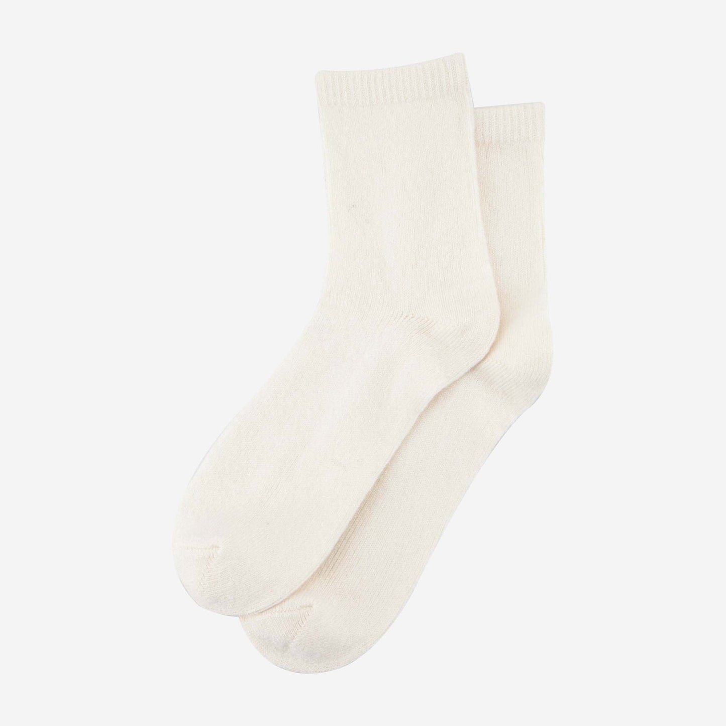 womens-cashmere-socks-ankle-socks-cream-cashmere-laying-flat