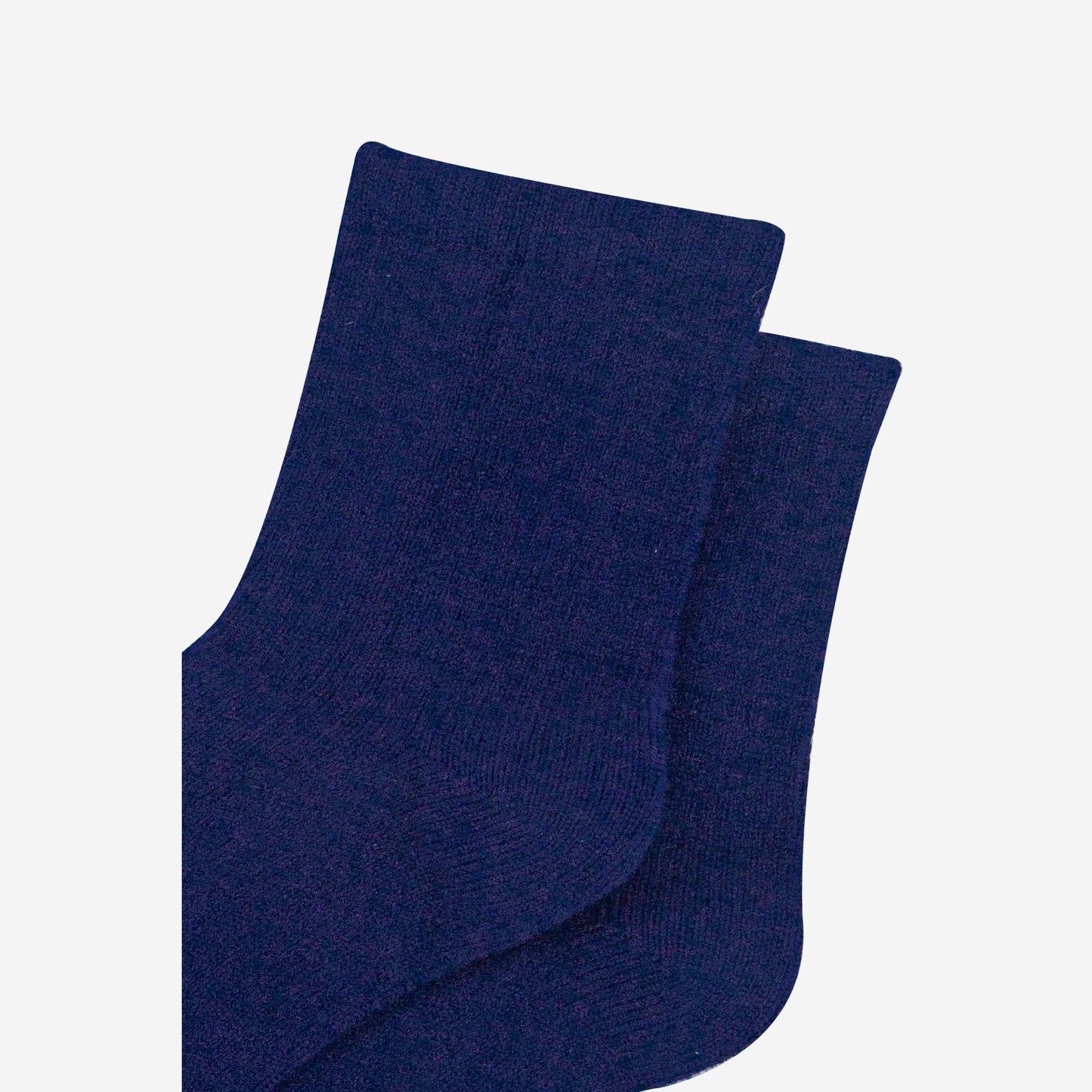 womens-cashmere-socks-ankle-socks-navy-blue-cashmere-close-up