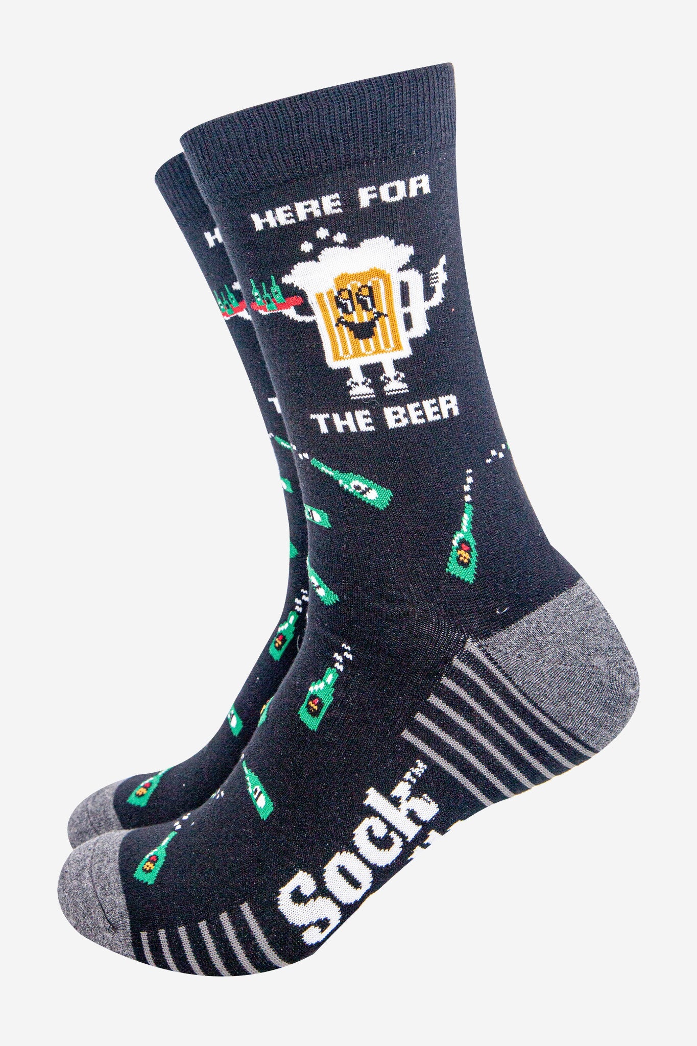 mens-combed-cotton-crew-socks-black-here-for-the-beer-novelty