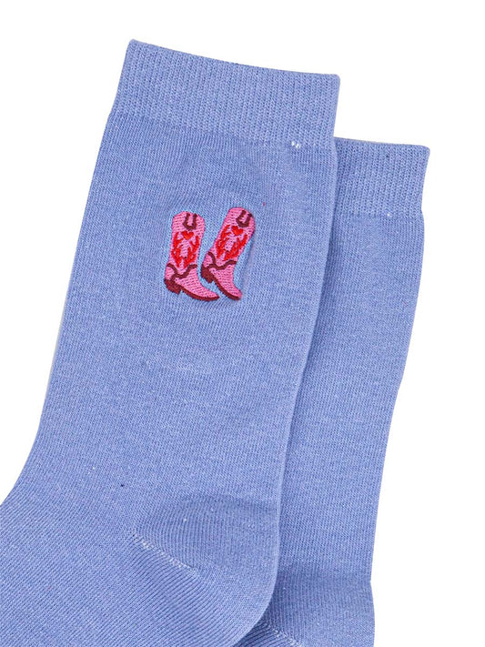 womens-embroidered-ankle-socks-light-blue-cowboy-boots-close-up