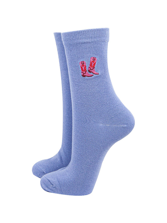 womens-embroidered-ankle-socks-light-blue-cowboy-boots-cotton